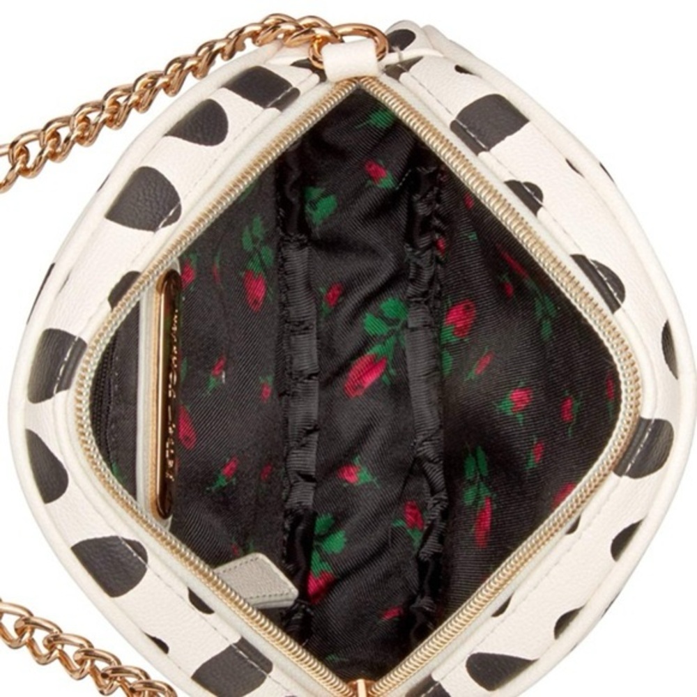 Betsey Johnson Smiley Bag - Picture 5 of 16